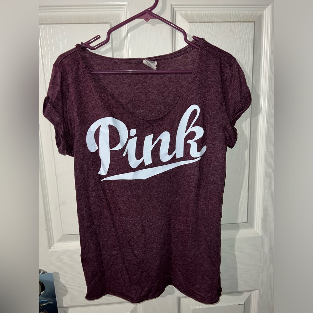 Women’s PINK t shirt